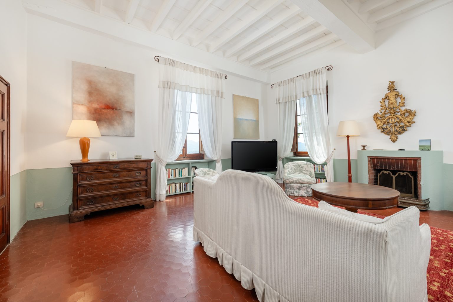 2048-FMB-Villa-Bernardini-03-1536x1024