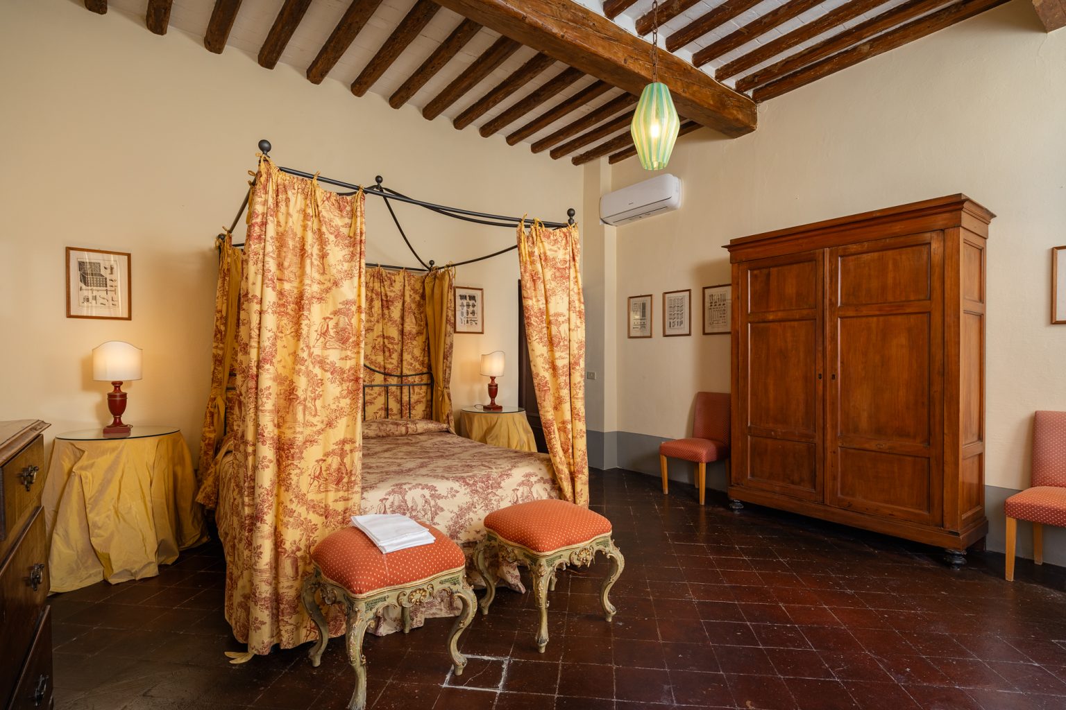 2048-FMB-Villa-Buonvisi-07-1536x1024