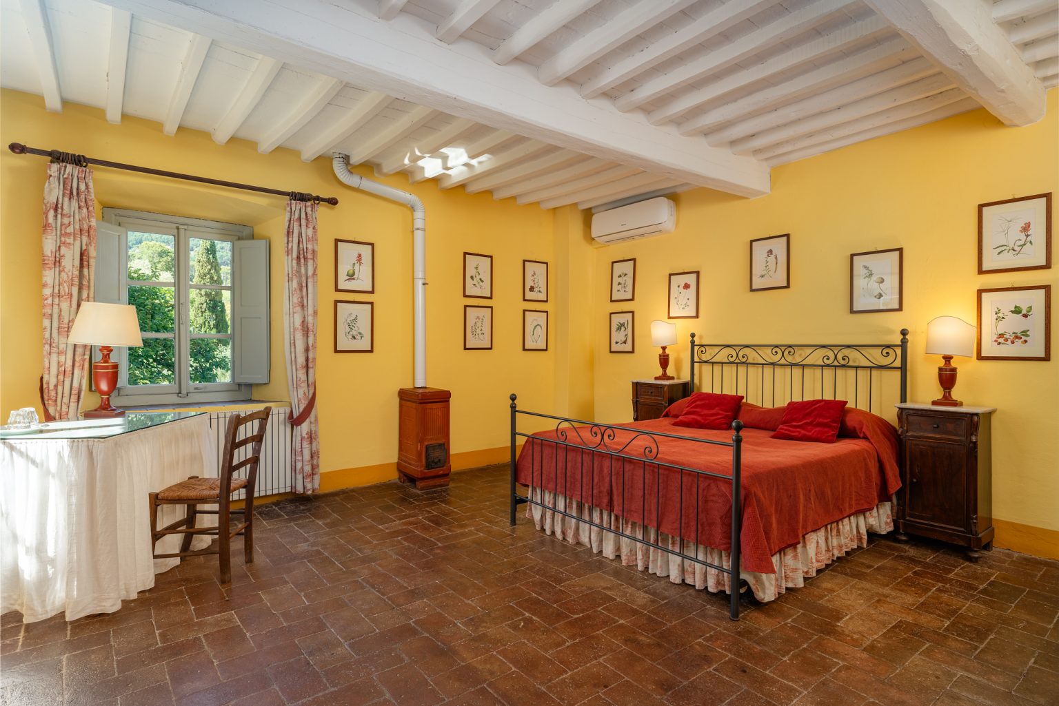 2048-FMB-Villa-Buonvisi-18-1536x1025