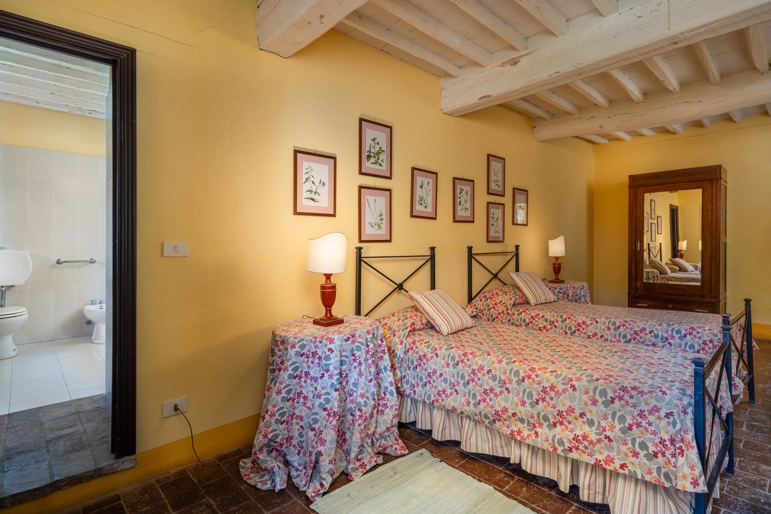 2048-FMB-Villa-Buonvisi-23-1536x1024