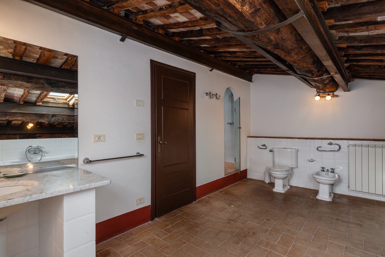 2048-FMB-Villa-Buonvisi-30-1536x1024