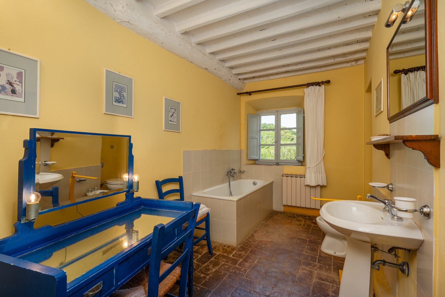 2048-FMB-Villa-Buonvisi-33-1536x1024
