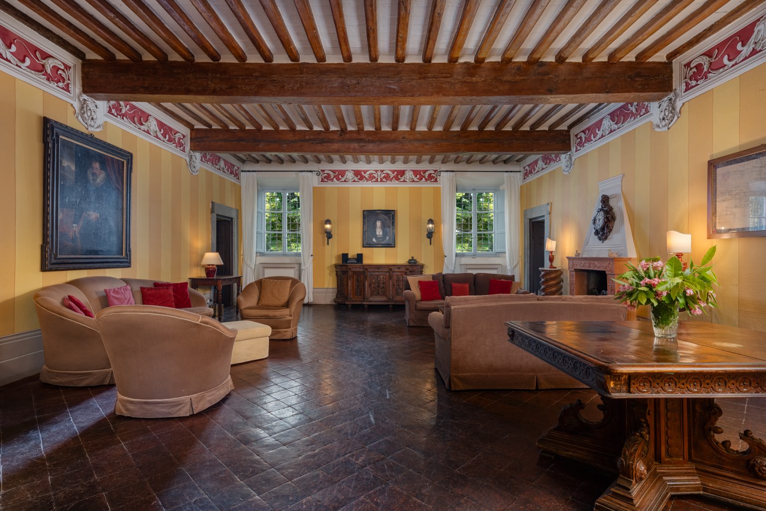 2048-FMB-Villa-Buonvisi-37-1536x1024