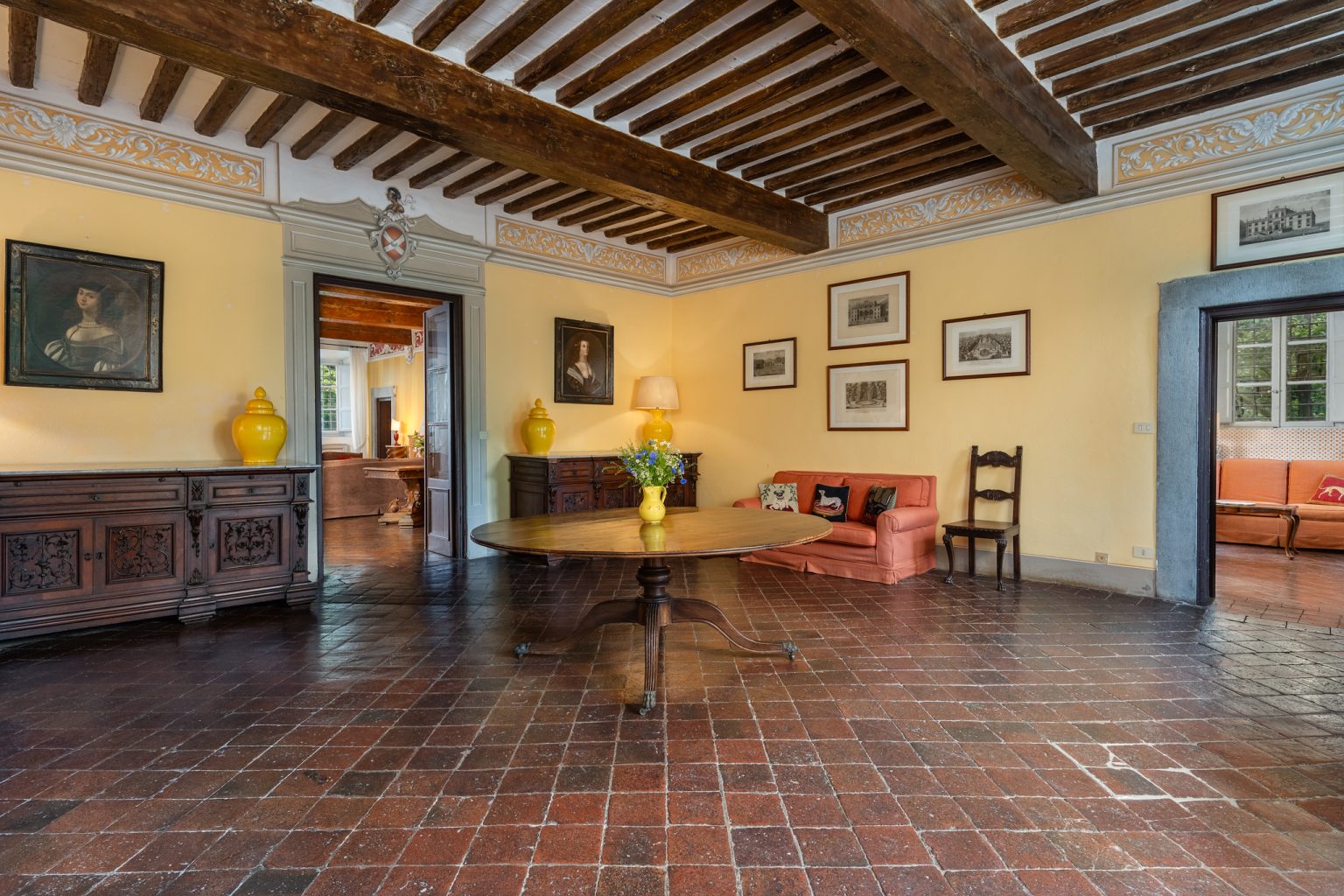 2048-FMB-Villa-Buonvisi-39-1536x1024