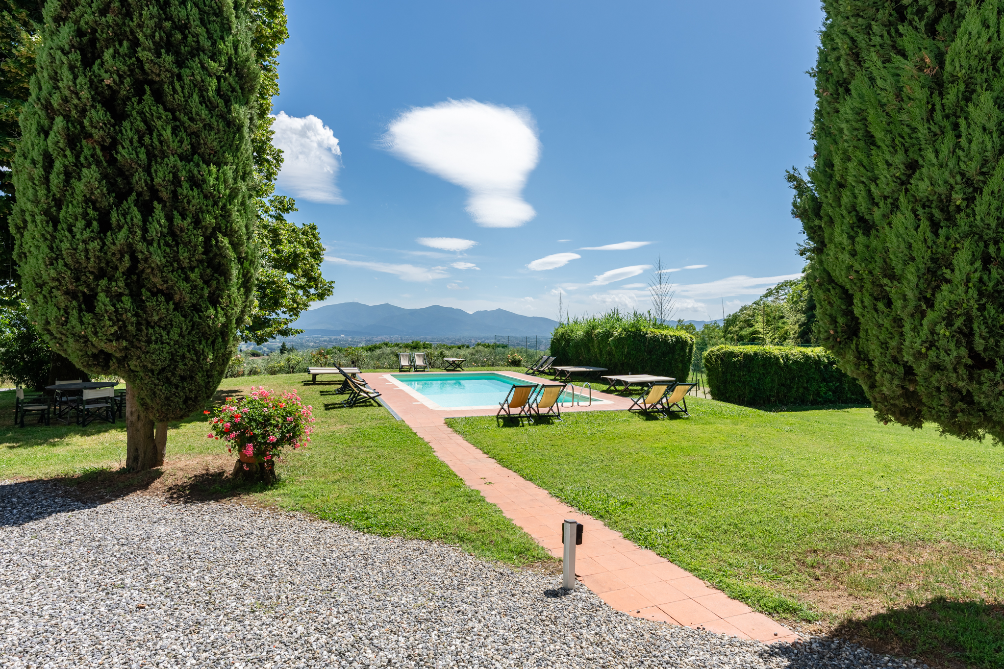 2048-FMB-Villa-Buonvisi-46