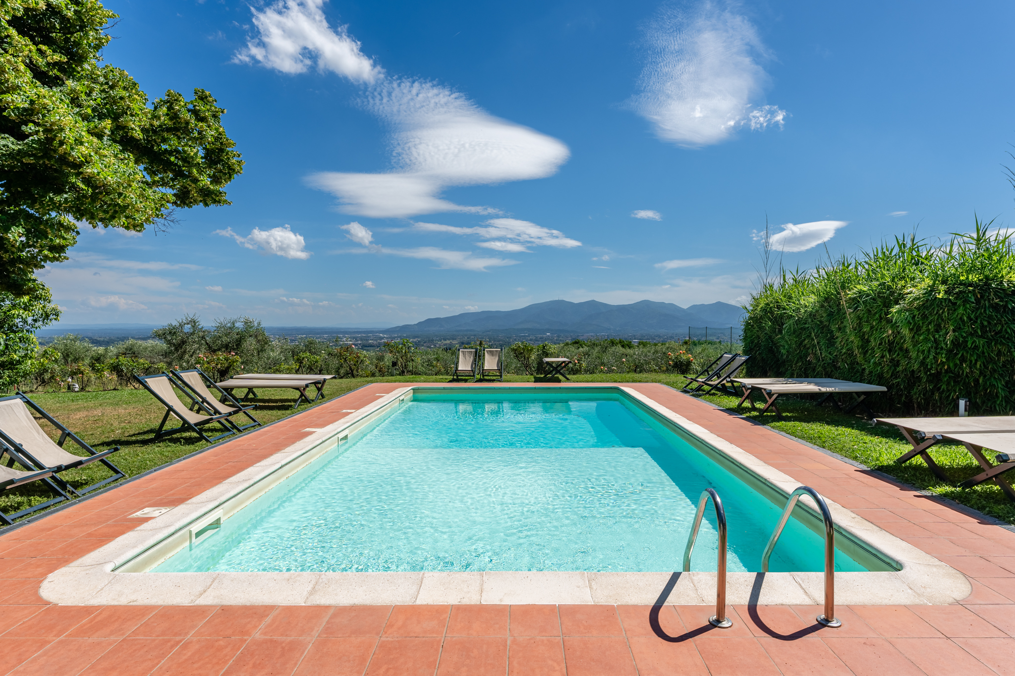 2048-FMB-Villa-Buonvisi-47