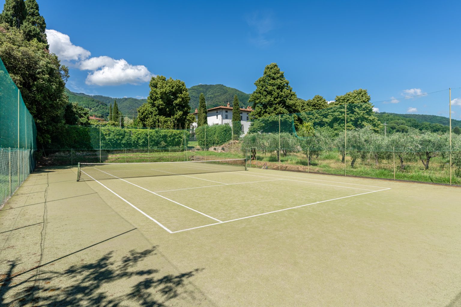 2048-FMB-Villa-Buonvisi-48-1536x1024
